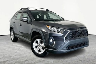 2019 Toyota RAV4 XLE 4DR SUV