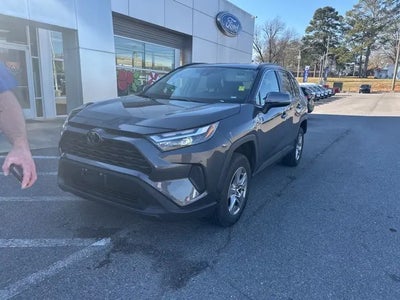 2024 Toyota RAV4 XLE 4DR SUV