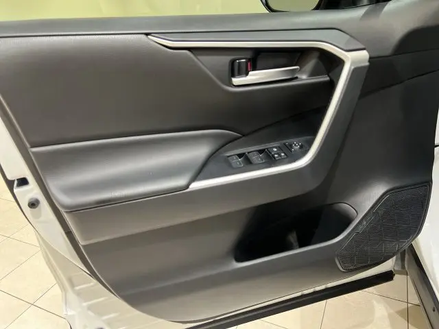 2025 Toyota RAV4 - $32,115