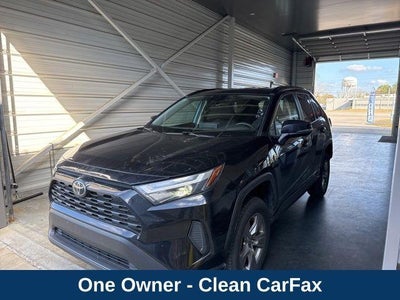 2025 Toyota RAV4 XLE 4DR SUV