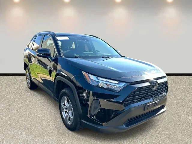2025 Toyota RAV4 - $30,502