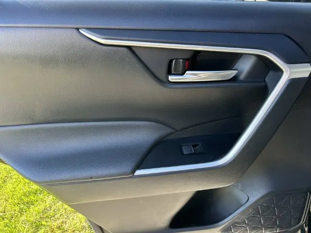 2025 Toyota RAV4 - $30,502