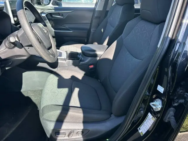 2025 Toyota RAV4 - $30,502