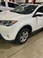2015 RAV4 Thumbnail 5