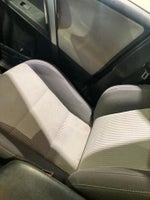 2015 RAV4 Thumbnail 17