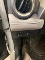 2015 RAV4 Thumbnail 23