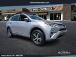 2017 RAV4 Thumbnail 1