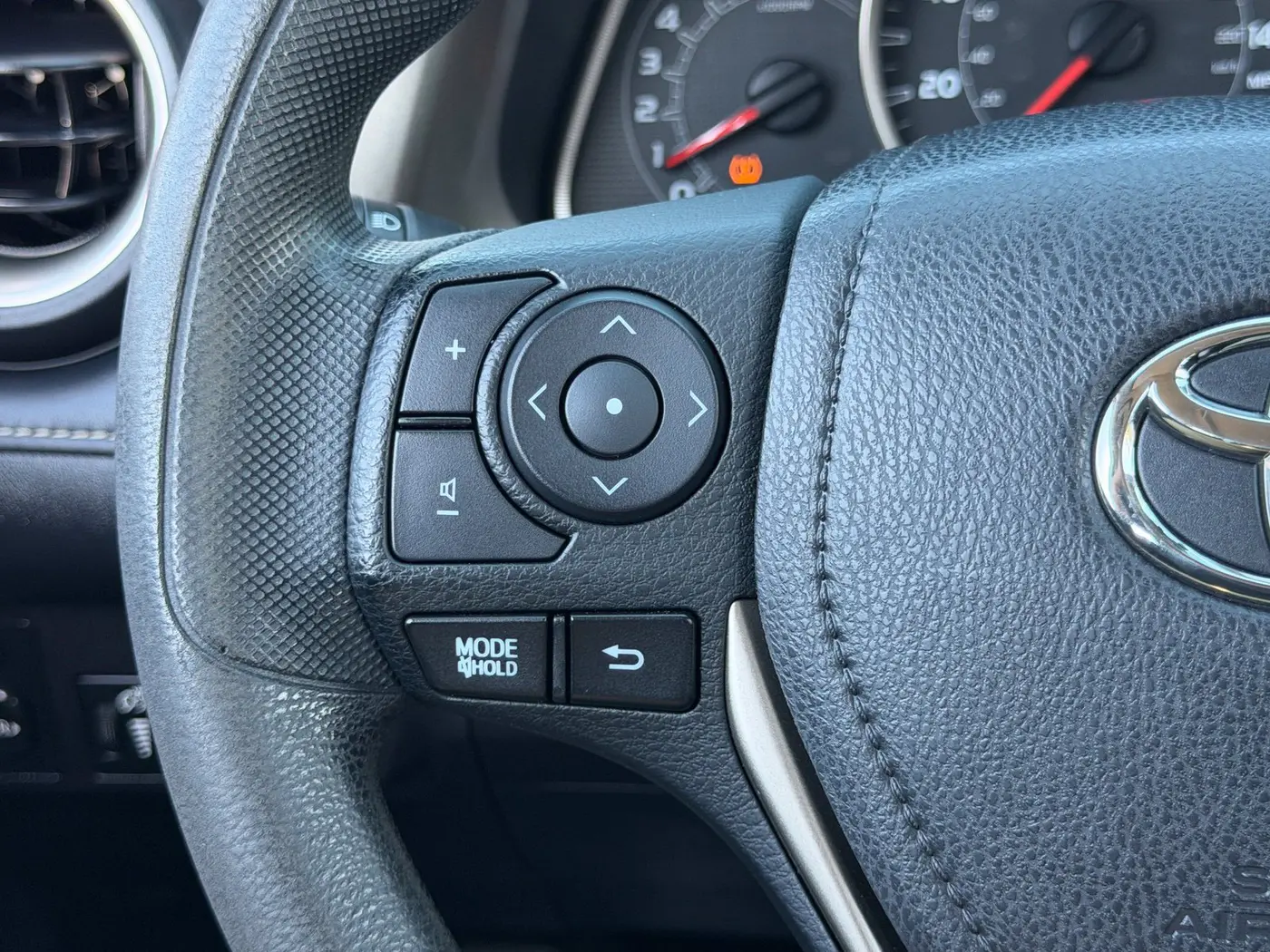 2015 Toyota RAV4 - $10,250