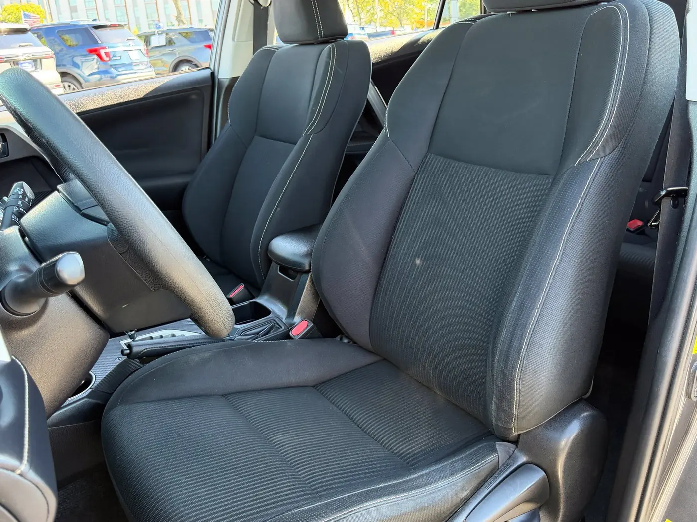 2015 Toyota RAV4 - $10,250