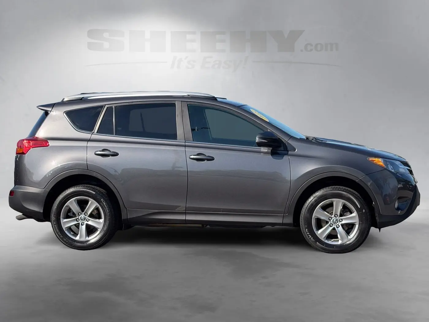2015 Toyota RAV4 - $10,250