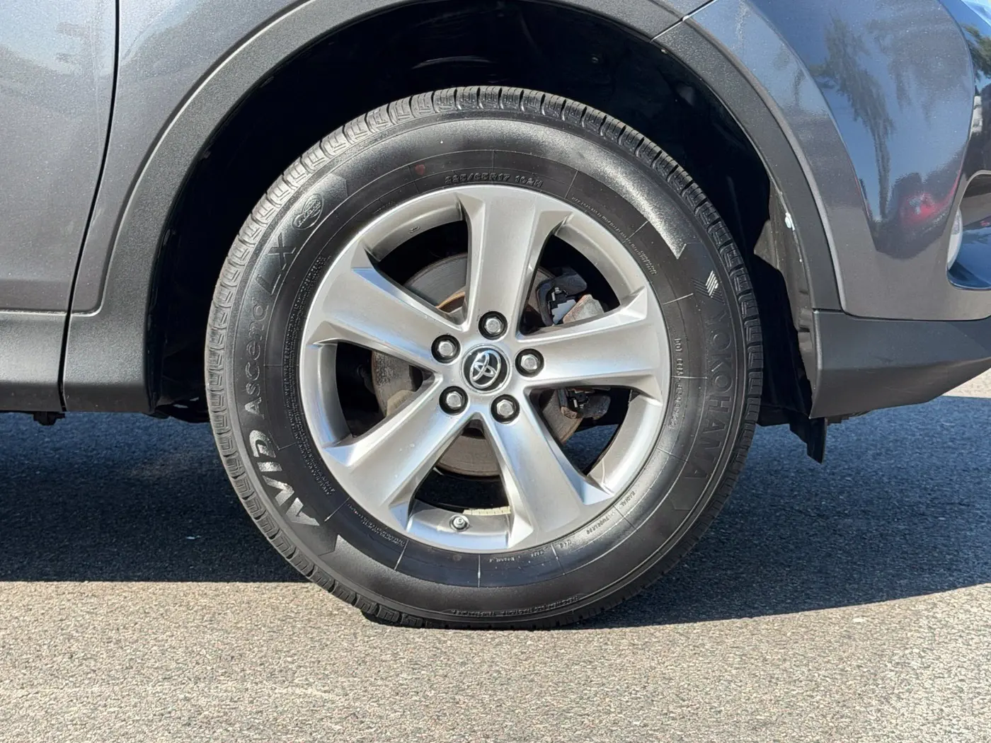 2015 Toyota RAV4 - $10,250