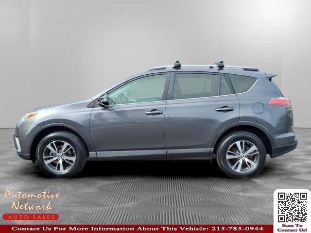 2017 Toyota RAV4 - $20,999