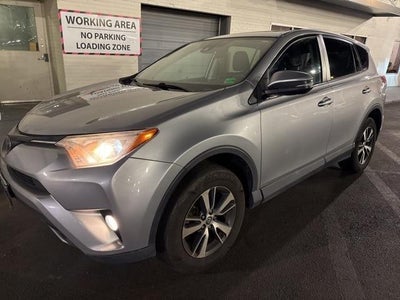 2018 Toyota RAV4 XLE 4DR SUV