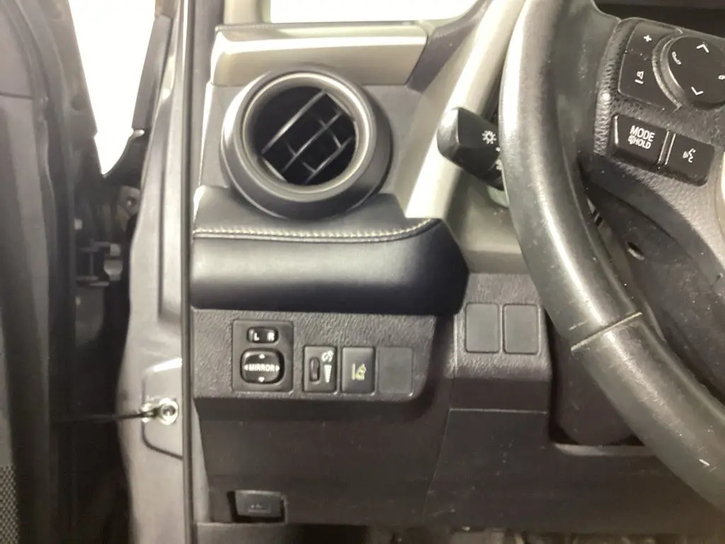 2018 Toyota RAV4 - $15,564