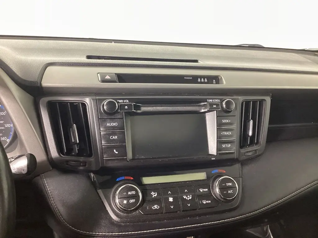 2018 Toyota RAV4 - $15,564