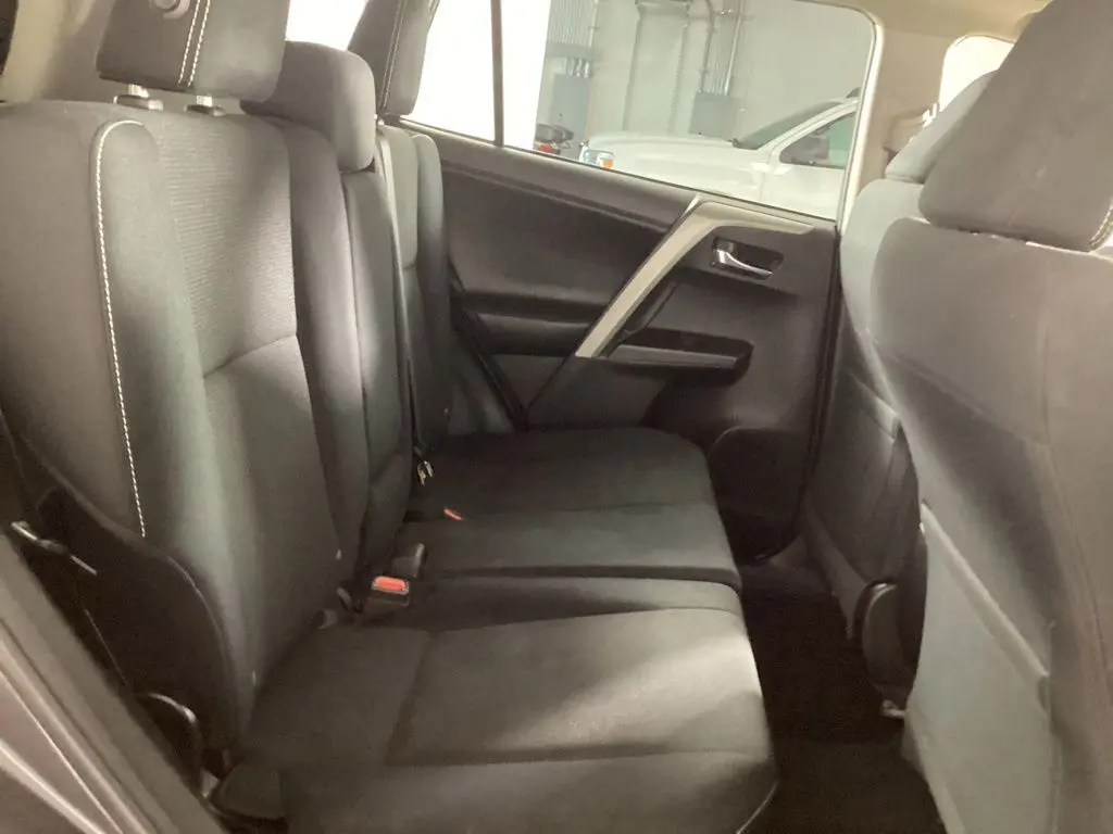 2018 Toyota RAV4 - $15,564