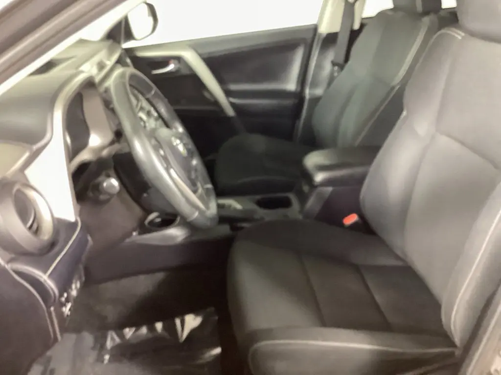 2018 Toyota RAV4 - $15,330