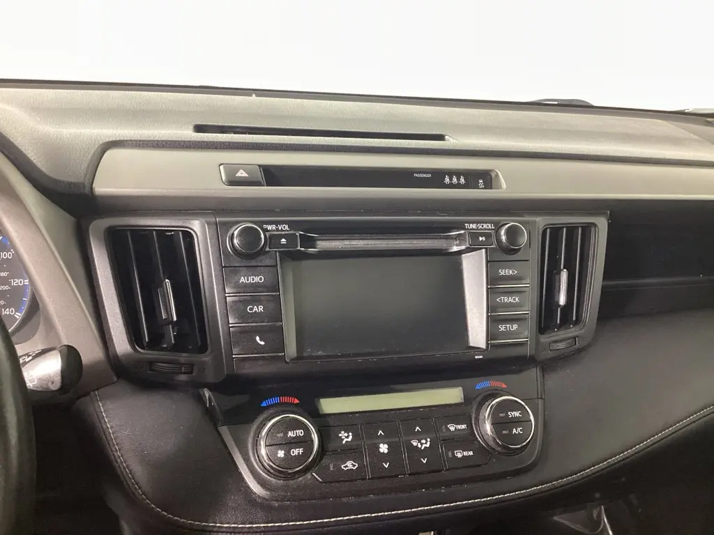 2018 Toyota RAV4 - $15,330