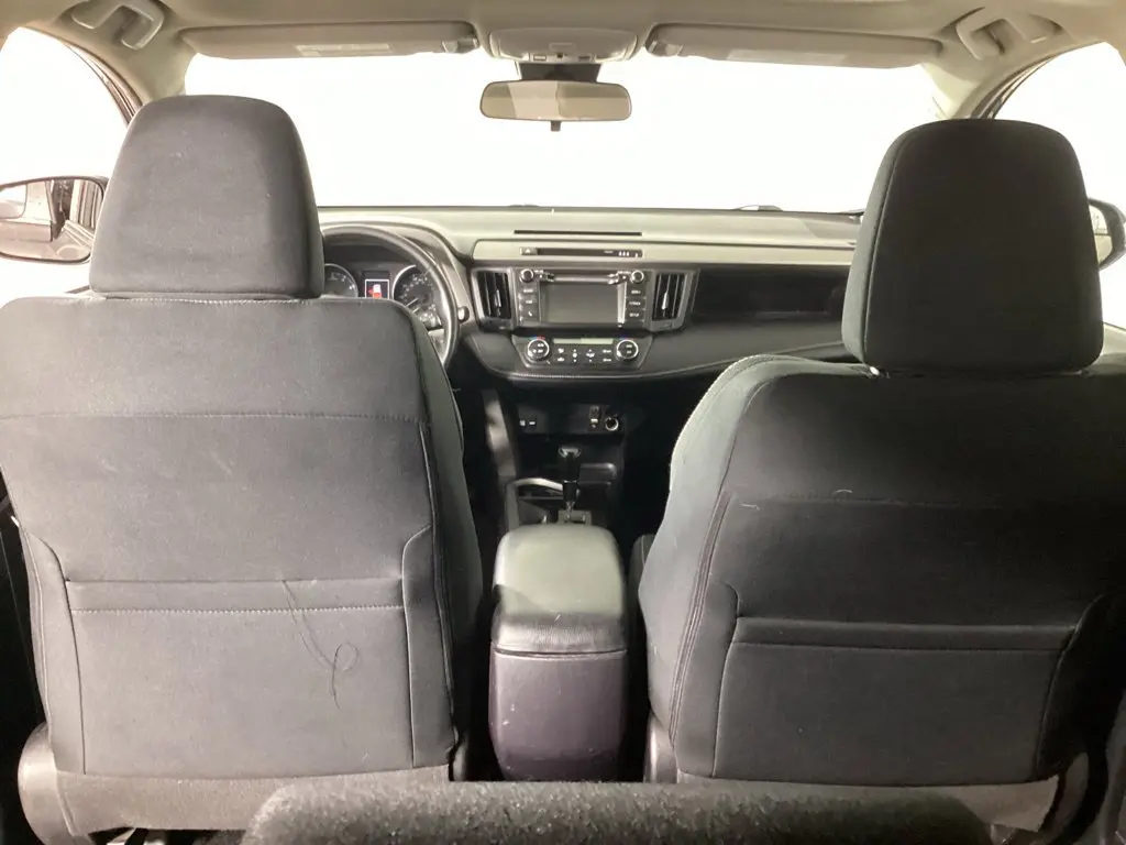2018 Toyota RAV4 - $15,330