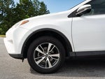 2017 RAV4 Thumbnail 4