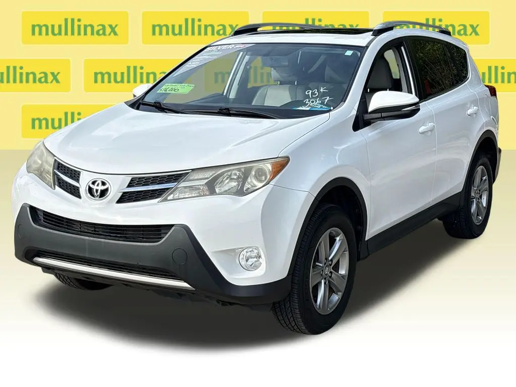 2015 Toyota RAV4 - $15,800