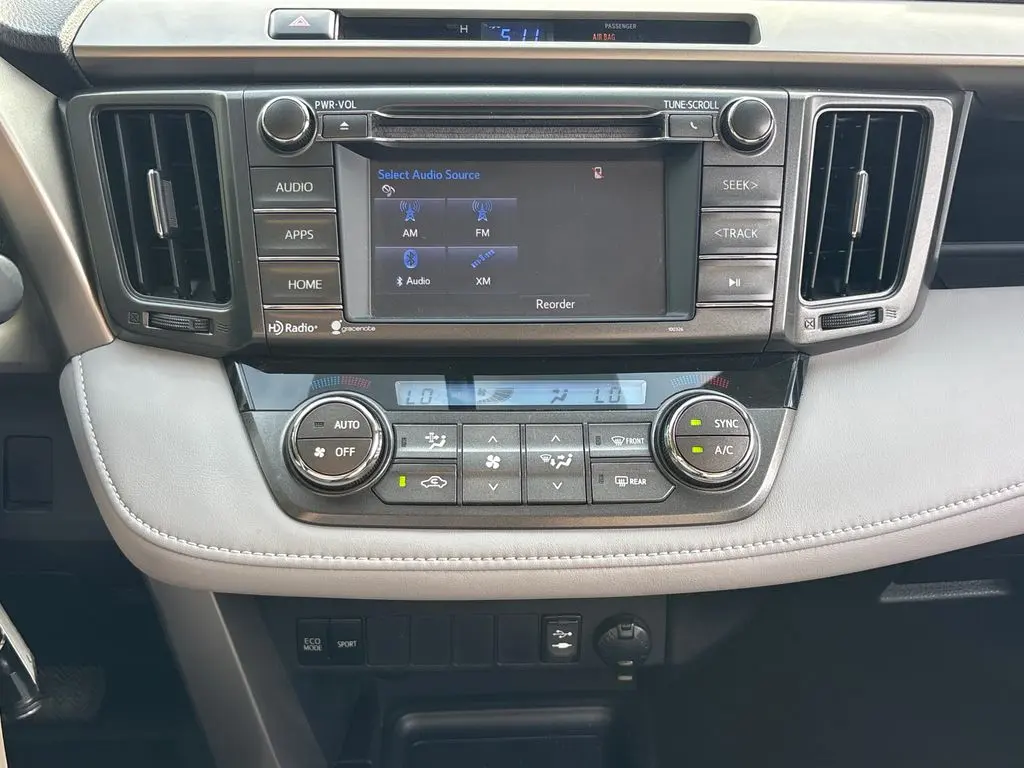 2015 Toyota RAV4 - $15,800
