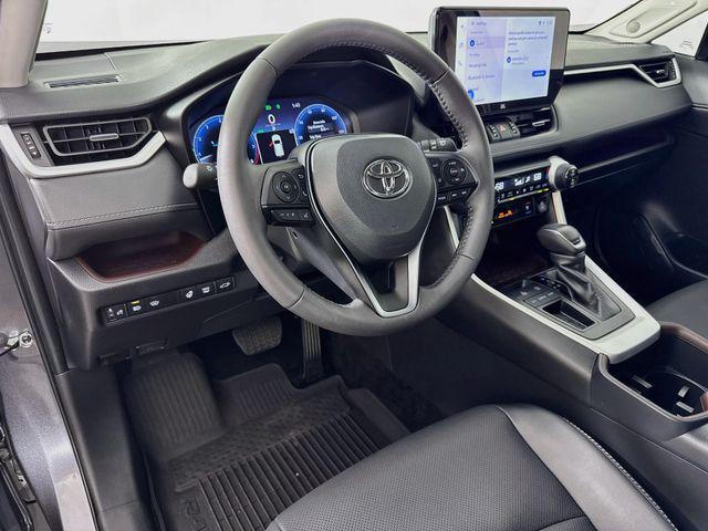 2025 Toyota RAV4 - $35,500
