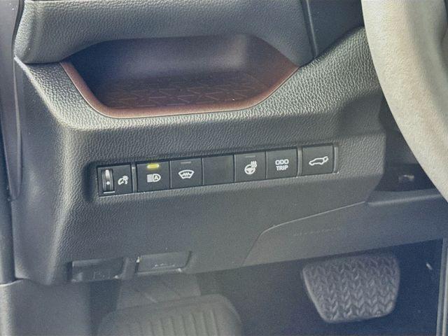 2025 Toyota RAV4 - $35,500