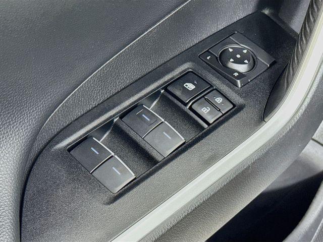 2025 Toyota RAV4 - $35,500