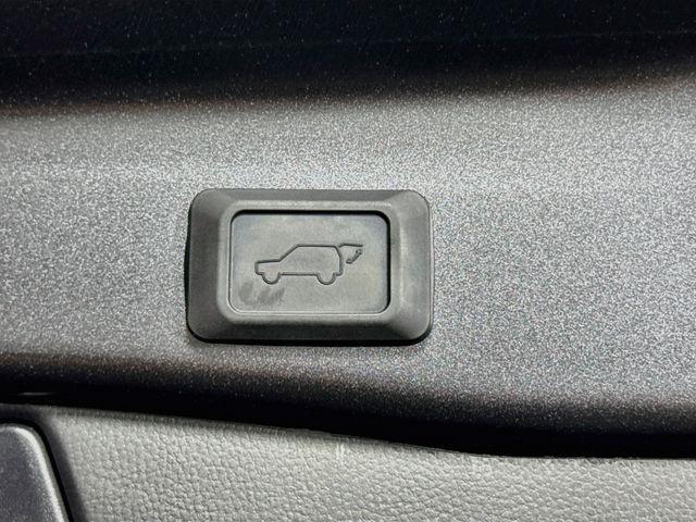 2025 Toyota RAV4 - $35,500