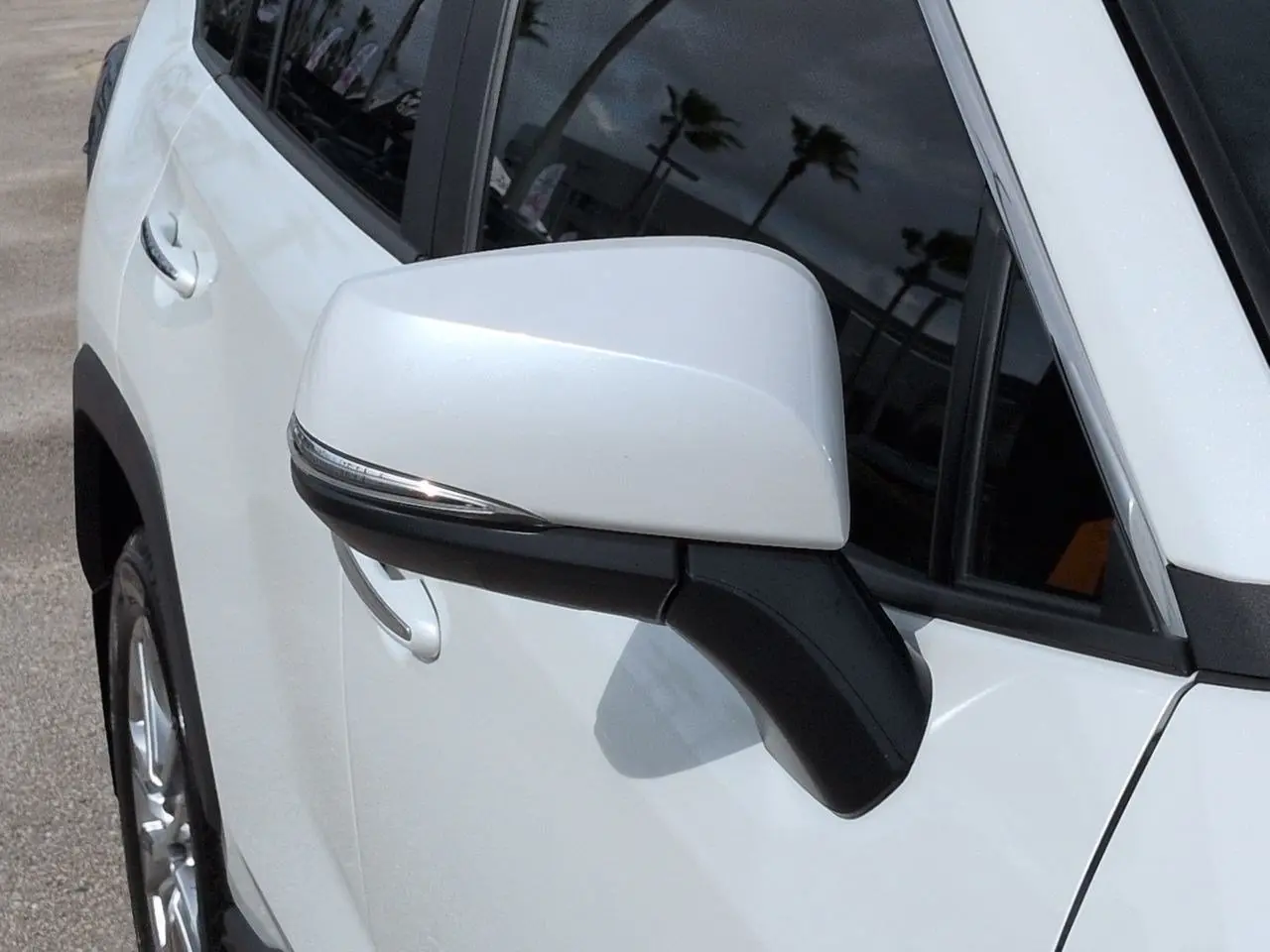 2025 Toyota RAV4 - $41,266