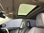 2017 RAV4 Thumbnail 33