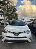 2017 RAV4 Thumbnail 1