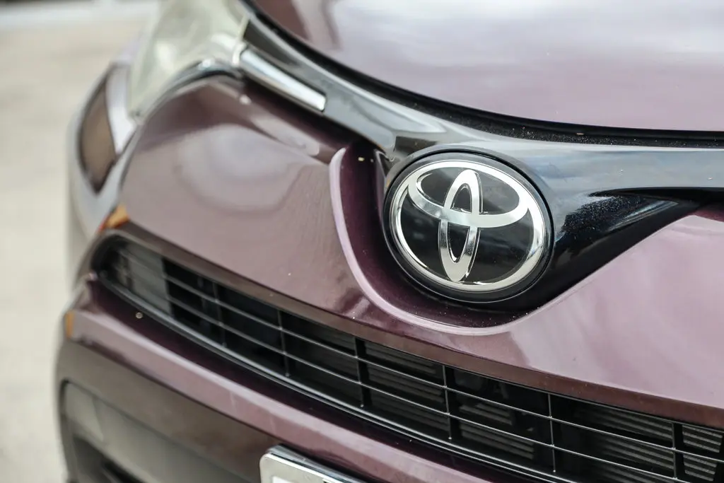 2017 Toyota RAV4 - $19,983