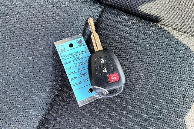 2018 Toyota RAV4 - $16,999