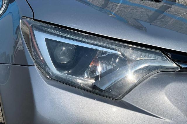 2018 Toyota RAV4 - $16,999