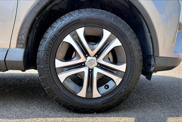 2018 Toyota RAV4 - $16,999