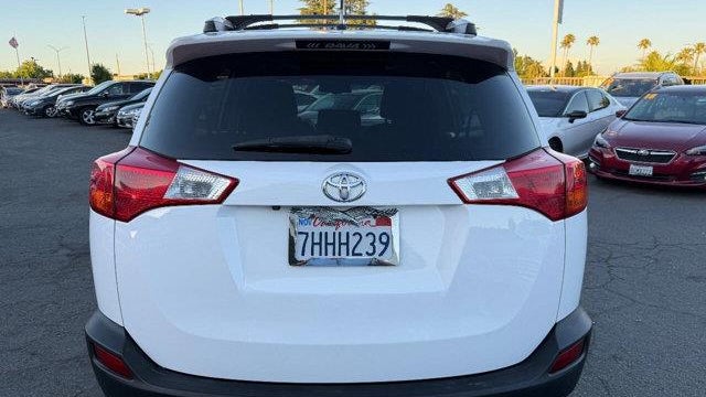 2015 Toyota RAV4 LE