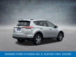 2016 RAV4 Thumbnail 5