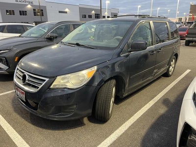 2009 Volkswagen Routan SE 4DR Mini-Van