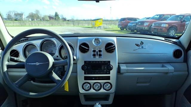 2007 Chrysler PT Cruiser Base