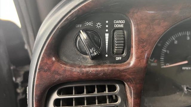 1999 Dodge Ram 1500 ST