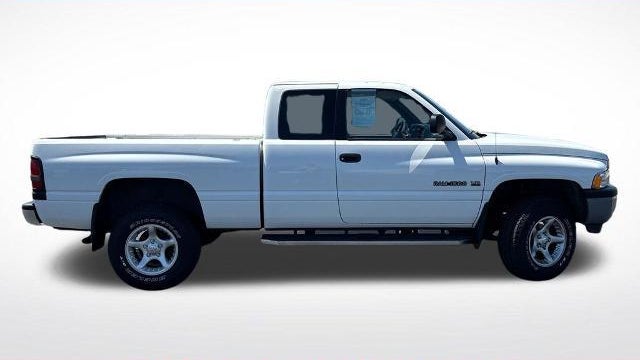 1999 Dodge Ram 1500 ST