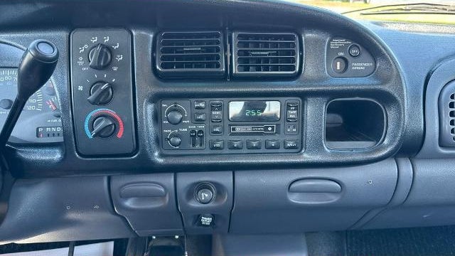 1999 Dodge Ram 1500 ST