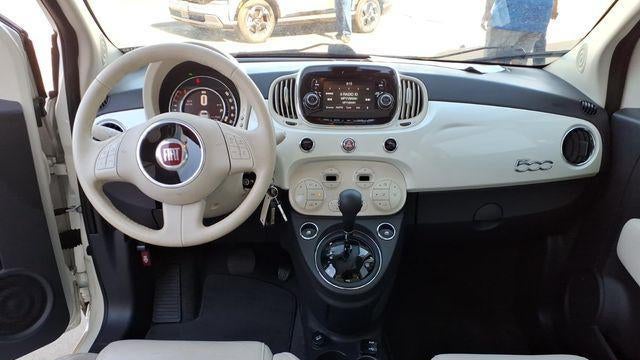 2017 FIAT 500 Lounge