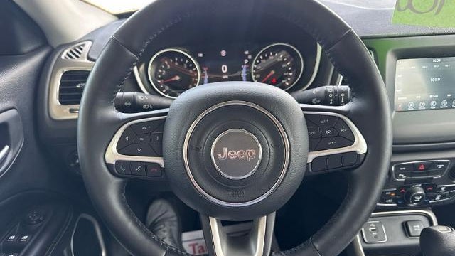 2018 Jeep Compass Sport