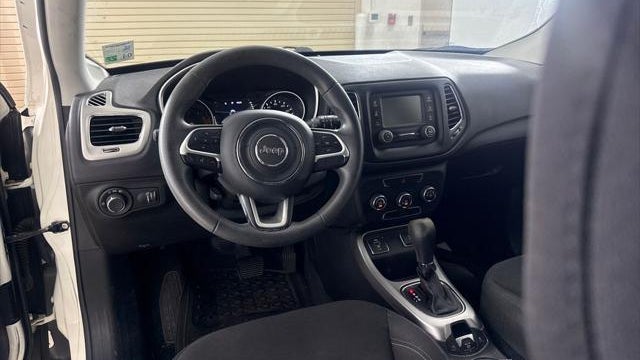 2018 Jeep Compass Sport
