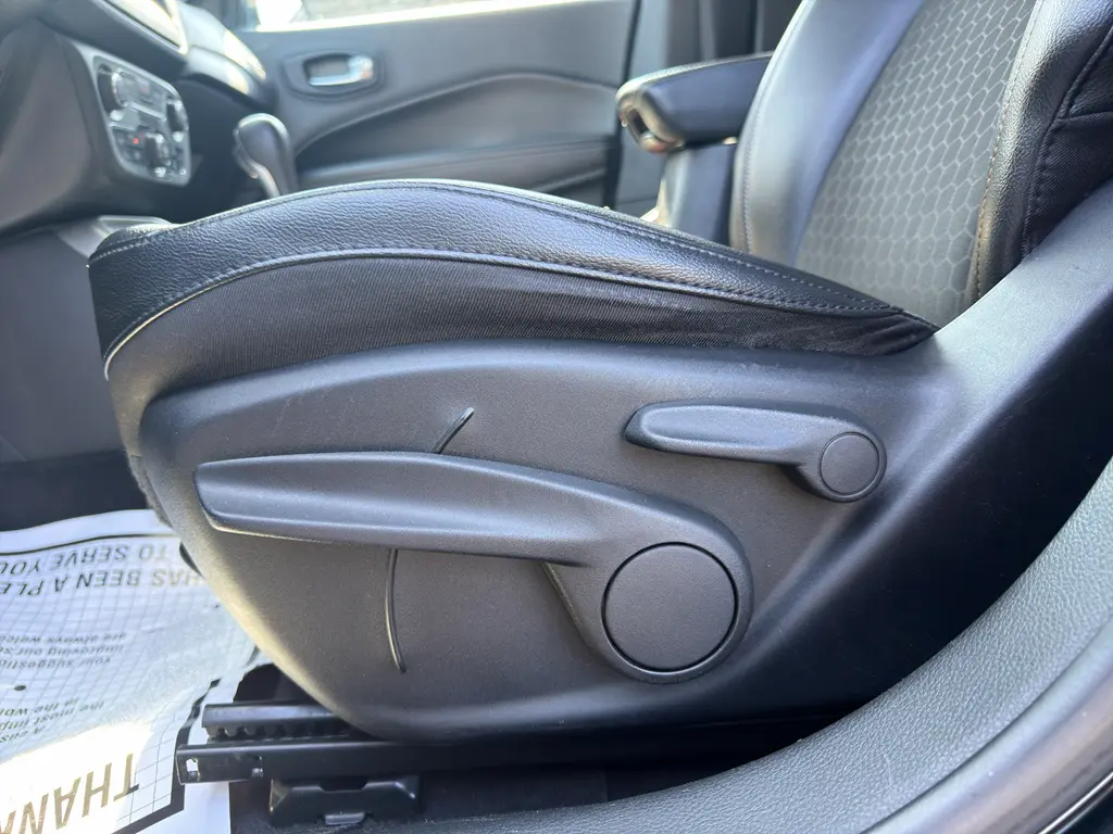 2021 Jeep Compass - $13,995