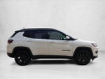2018 Compass Thumbnail 4