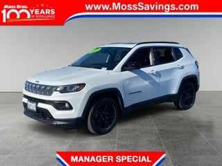 2022 Jeep Compass with Bright White Exterior